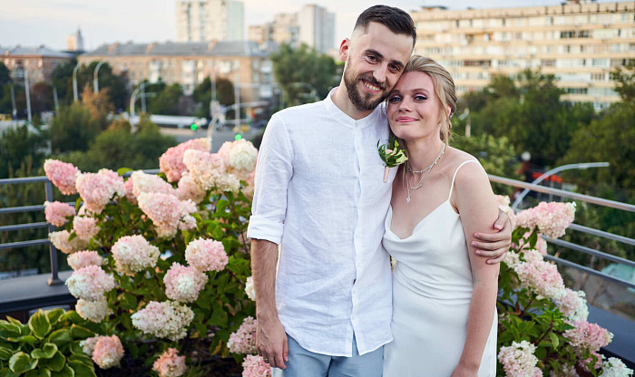 Звезда «Женского квартала» вышла замуж за своего коллегу: подробности церемонии